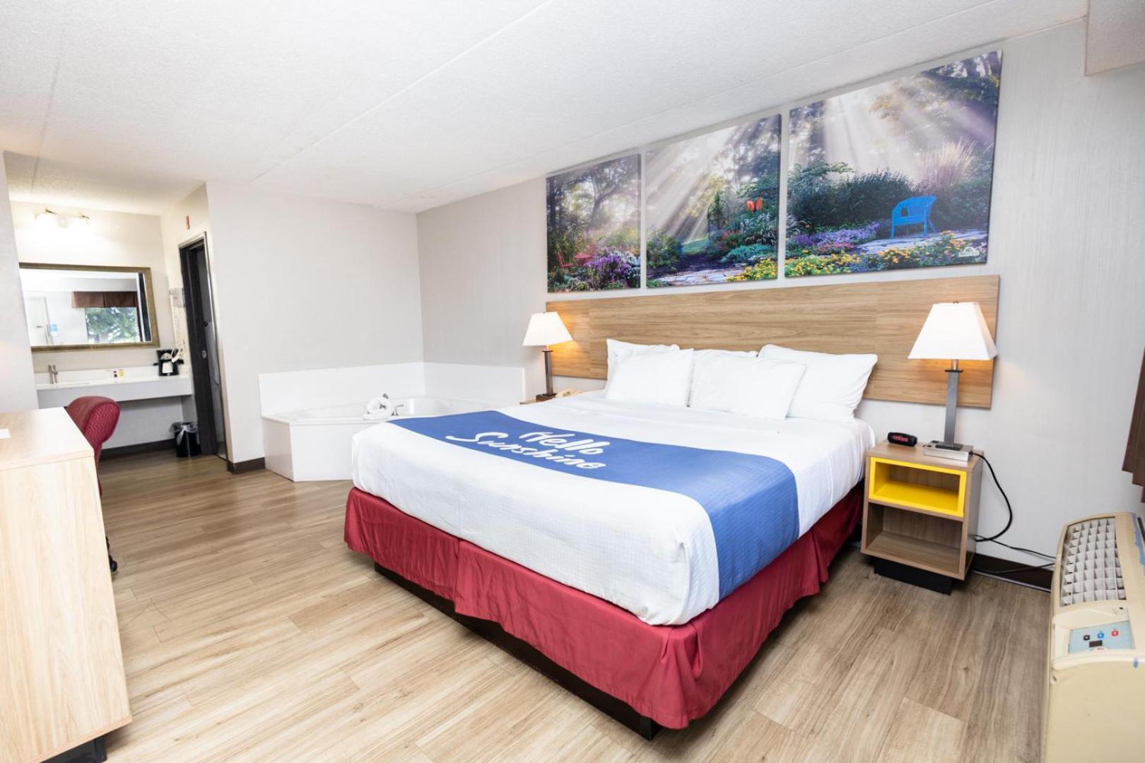 Days Inn By Wyndham Dayton Huber Heights Northeast Ngoại thất bức ảnh