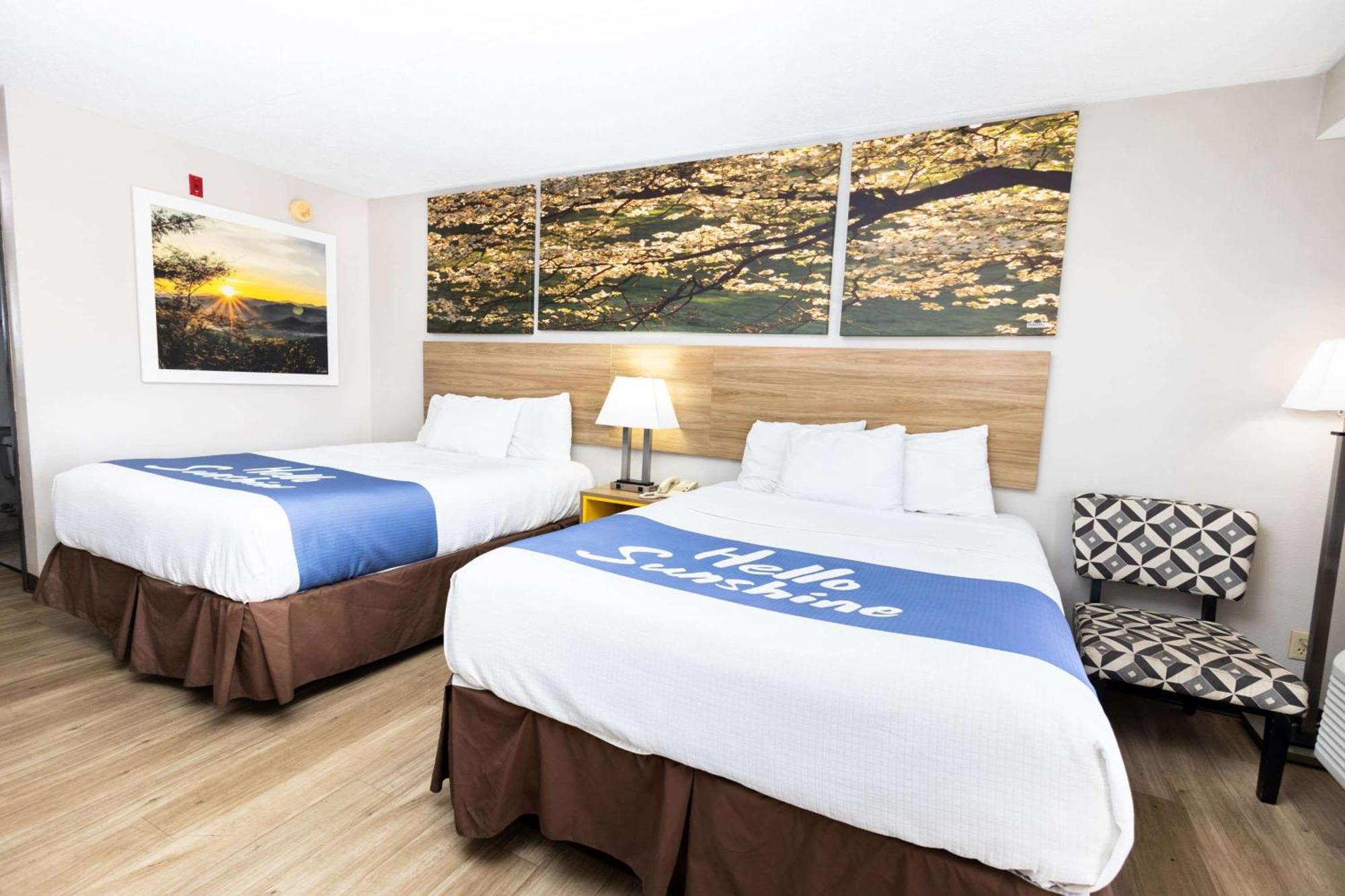 Days Inn By Wyndham Dayton Huber Heights Northeast Ngoại thất bức ảnh